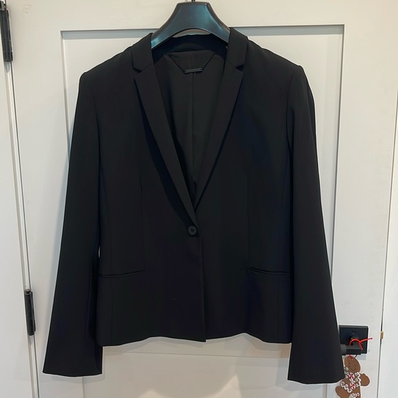 Blazer - Picture 1 of 6